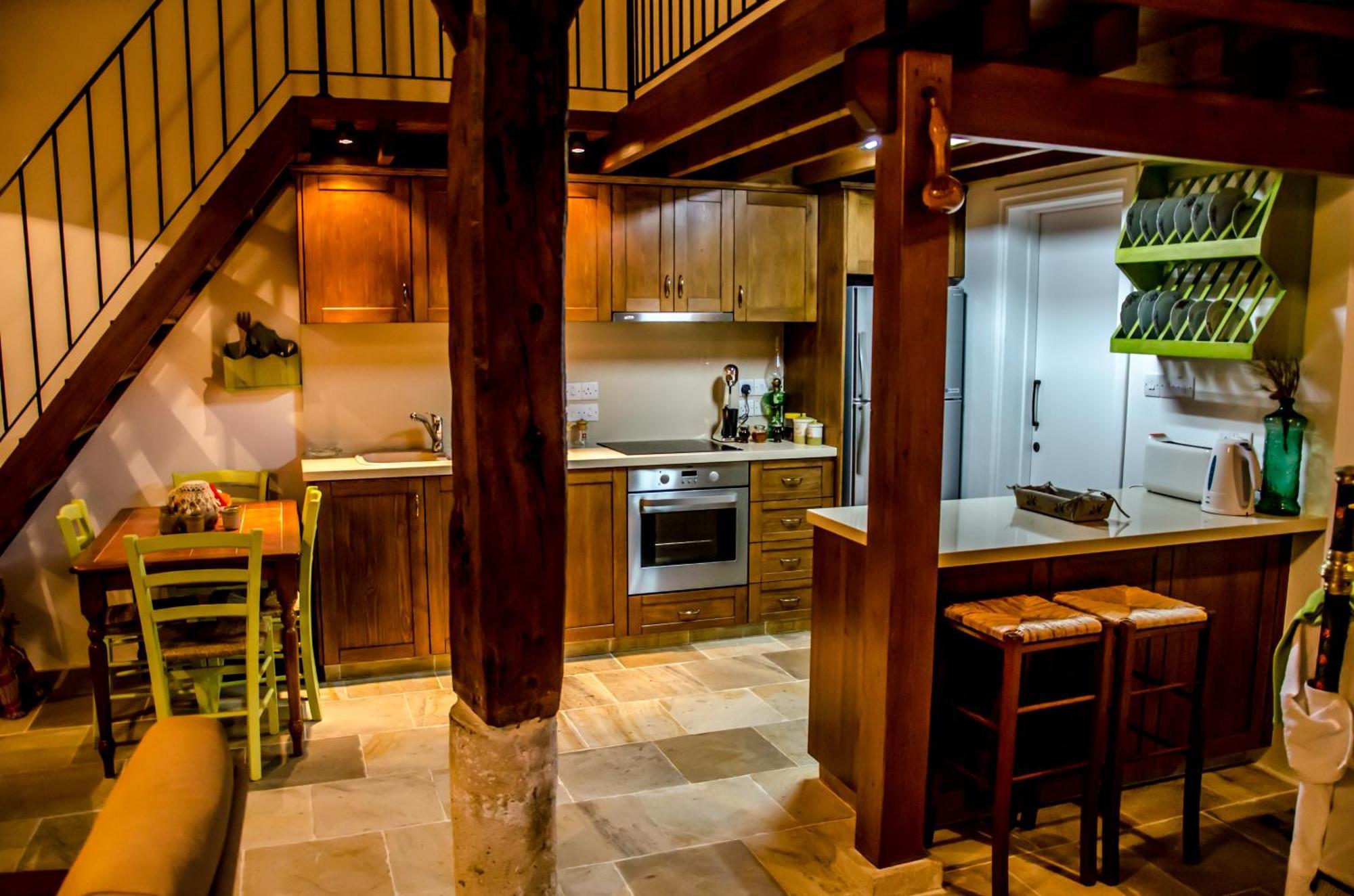 Xenios Cottages Лофу Номер фото